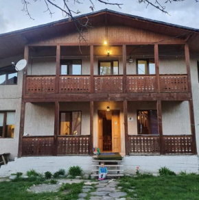 Гостиница Guesthouse Edelweiss  Местиа